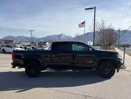 2021  Chevrolet Colorado - Thumbnail 2