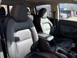 2021  Chevrolet Colorado - Thumbnail 13