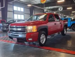 2011  Chevrolet Silverado 1500 - Thumbnail 3