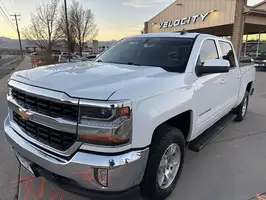 2018  Chevrolet Silverado 1500 - Thumbnail 3