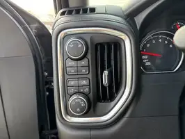 2019  Chevrolet Silverado 1500 - Thumbnail 10