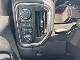 2021  Chevrolet Silverado 1500 - Thumbnail 15