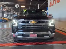 2022  Chevrolet Silverado 1500 - Thumbnail 2
