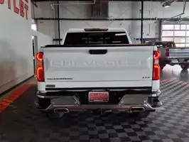 2023  Chevrolet Silverado 1500 - Thumbnail 5