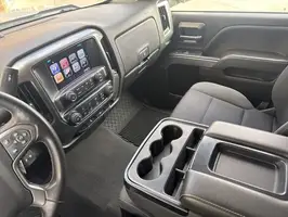 2019  Chevrolet Silverado 1500 LD - Thumbnail 16