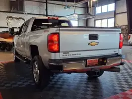 2015  Chevrolet Silverado 2500HD - Thumbnail 4