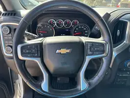 2021  Chevrolet Silverado 2500HD - Thumbnail 8