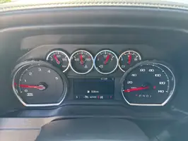 2021  Chevrolet Silverado 2500HD - Thumbnail 9