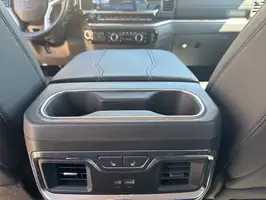 2024  Chevrolet Silverado 2500HD - Thumbnail 27