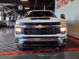 2024  Chevrolet Silverado 2500HD - Thumbnail 2