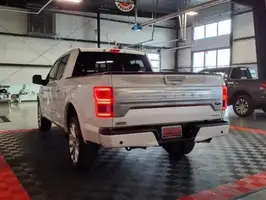 2018  Ford F-150 - Thumbnail 4