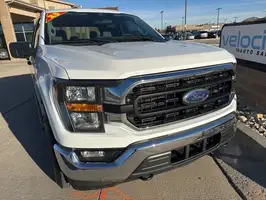 2023  Ford F-150 - Thumbnail 2