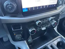 2024  Ford F-150 - Thumbnail 17