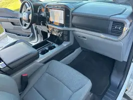 2024  Ford F-150 - Thumbnail 24