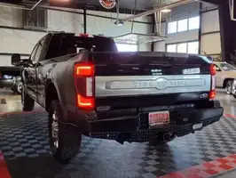 2020  Ford F-350 Super Duty - Thumbnail 4