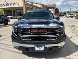 2024  GMC Sierra 1500 - Thumbnail 2