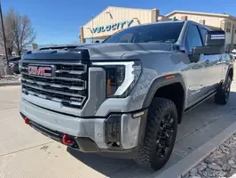 2025  GMC Sierra 2500HD - Thumbnail 3