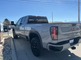 2025  GMC Sierra 2500HD - Thumbnail 4