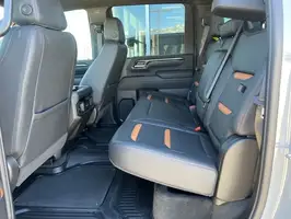 2025  GMC Sierra 2500HD - Thumbnail 17