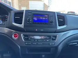 2017  Honda Ridgeline - Thumbnail 19