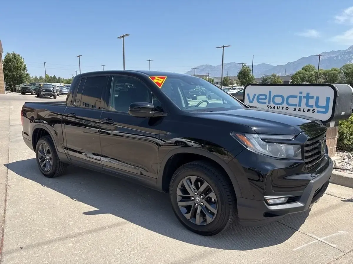 2021  Honda Ridgeline - Main image