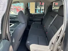 2021  Honda Ridgeline - Thumbnail 16