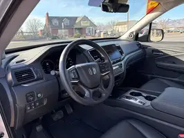 2025  Honda Ridgeline - Thumbnail 10
