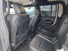 2020  Jeep Gladiator - Thumbnail 11