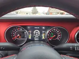 2020  Jeep Gladiator - Thumbnail 15