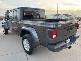 2023  Jeep Gladiator - Thumbnail 7