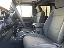 2023  Jeep Gladiator - Thumbnail 9