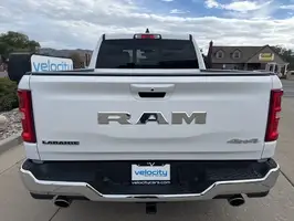 2025  Ram 1500 - Thumbnail 4