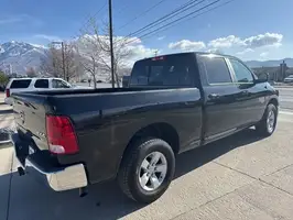2019  Ram 1500 Classic - Thumbnail 3