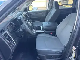 2023  Ram 1500 Classic - Thumbnail 16