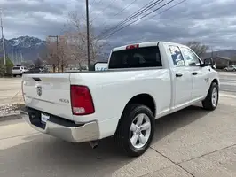2024  Ram 1500 Classic - Thumbnail 4