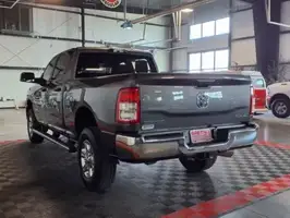 2022  Ram 2500 - Thumbnail 4