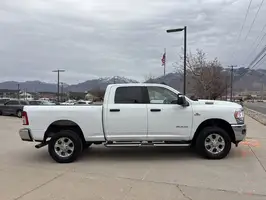 2024  Ram 2500 - Thumbnail 3