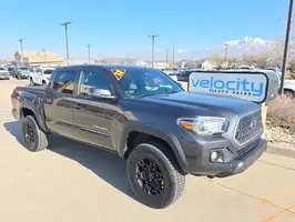 2018  Toyota Tacoma - Thumbnail 1