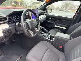 2024  Toyota Tacoma - Thumbnail 8