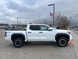 2024  Toyota Tacoma - Thumbnail 3