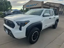 2024  Toyota Tacoma - Thumbnail 8