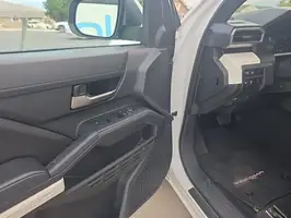 2024  Toyota Tacoma - Thumbnail 11