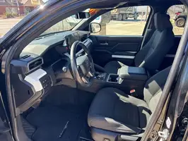 2024  Toyota Tacoma - Thumbnail 8