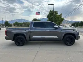 2023  Toyota Tundra Hybrid - Thumbnail 4